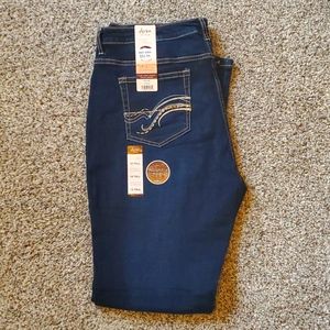 Aura by Wrangler Womens jeans